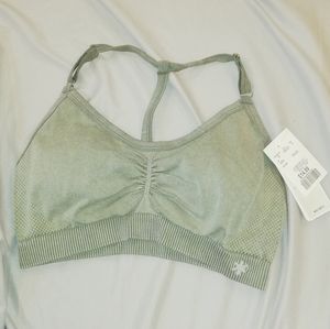 ⭐2/$20⭐Light green sports bra